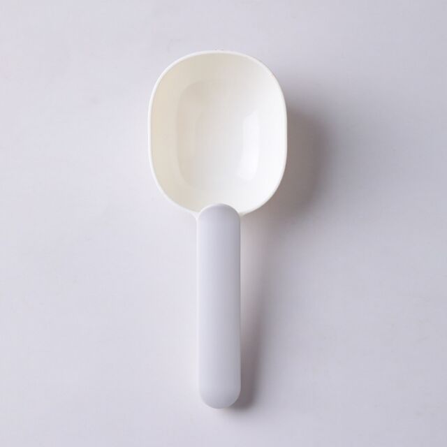 Pet Food Spoon - White with Grey Clip